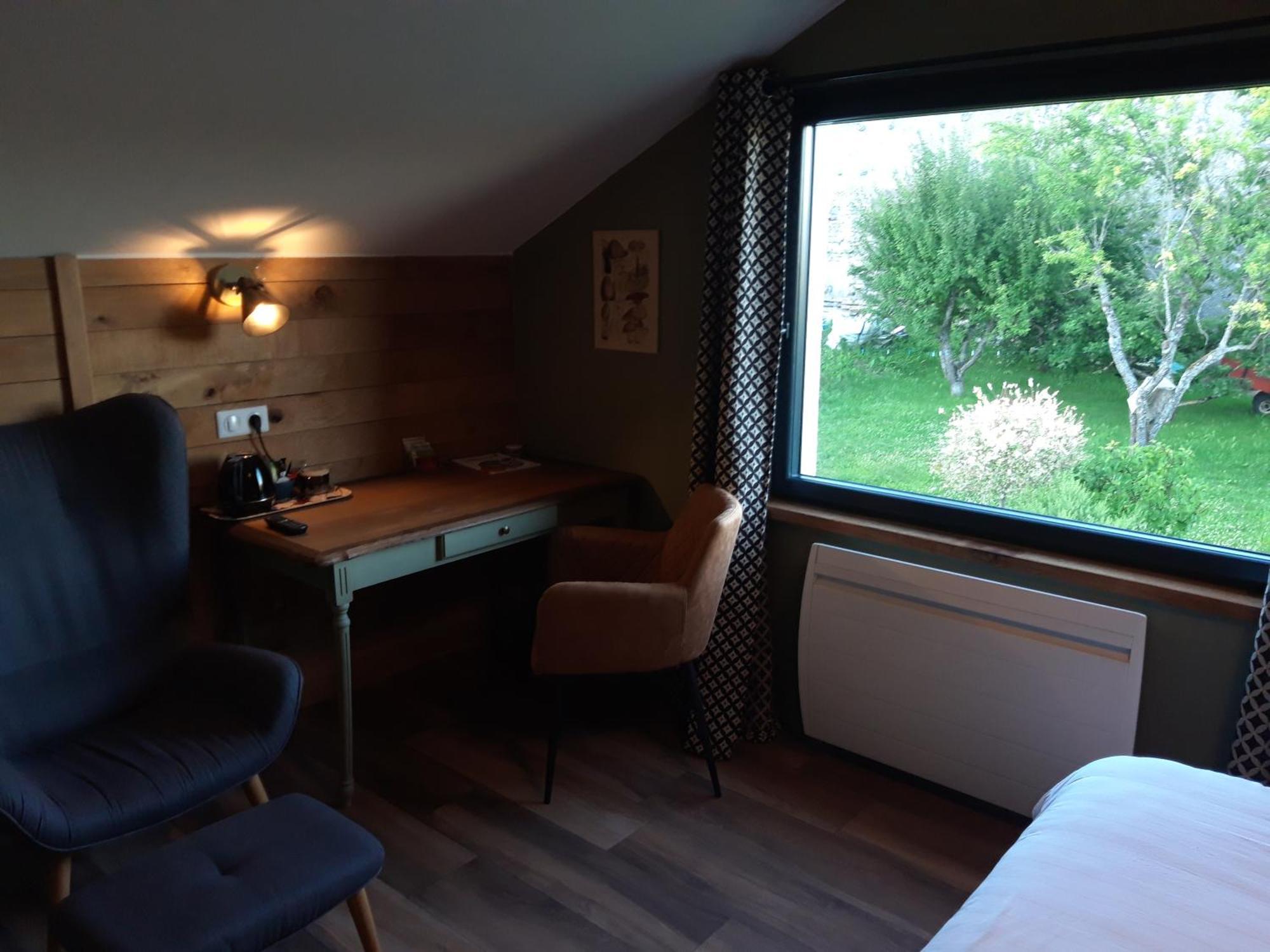 B&B Chez Fouchs - Chambre D'Hotes Dun-sur-Meuse Номер фото